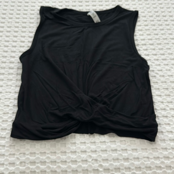 Alo Yoga cover tank. Size S - Picture 3 of 5
